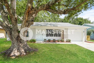 8803 Seeley Ln Hudson, FL 34667